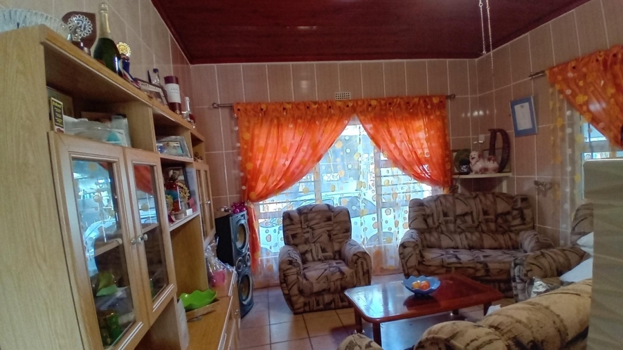 4 Bedroom Property for Sale in White City Western Cape